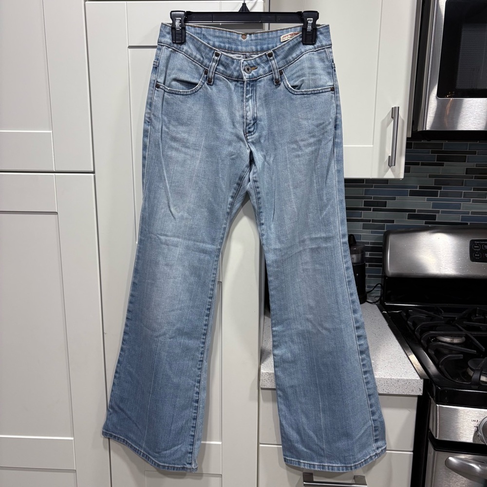 Levi’s Red Tab low cut flare jeans